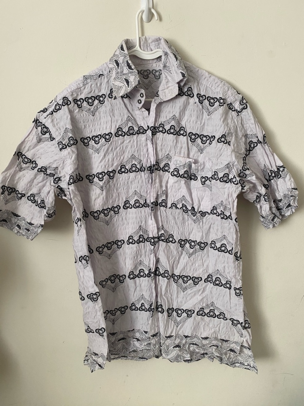 Men's White patterned Short-Sleeve Button-Up Shirt